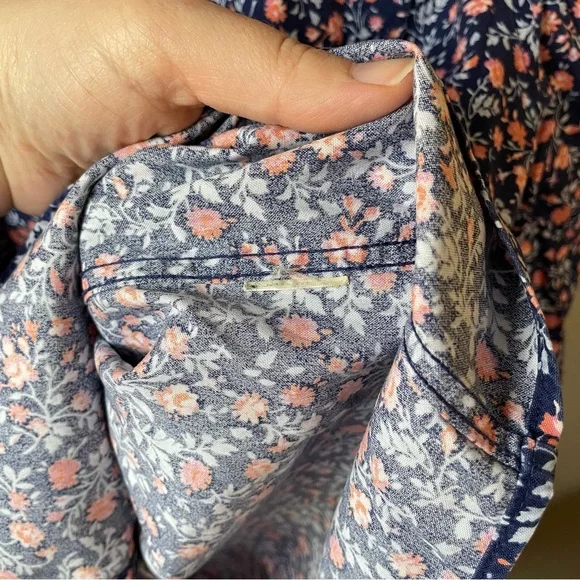 LL Bean Womens XL Reg Wrinkle Free Purple Dainty Floral Button Down Shirt - Picture 5 of 8